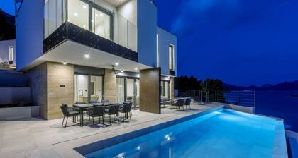 Luxury Villa Mare, direkt am Strand