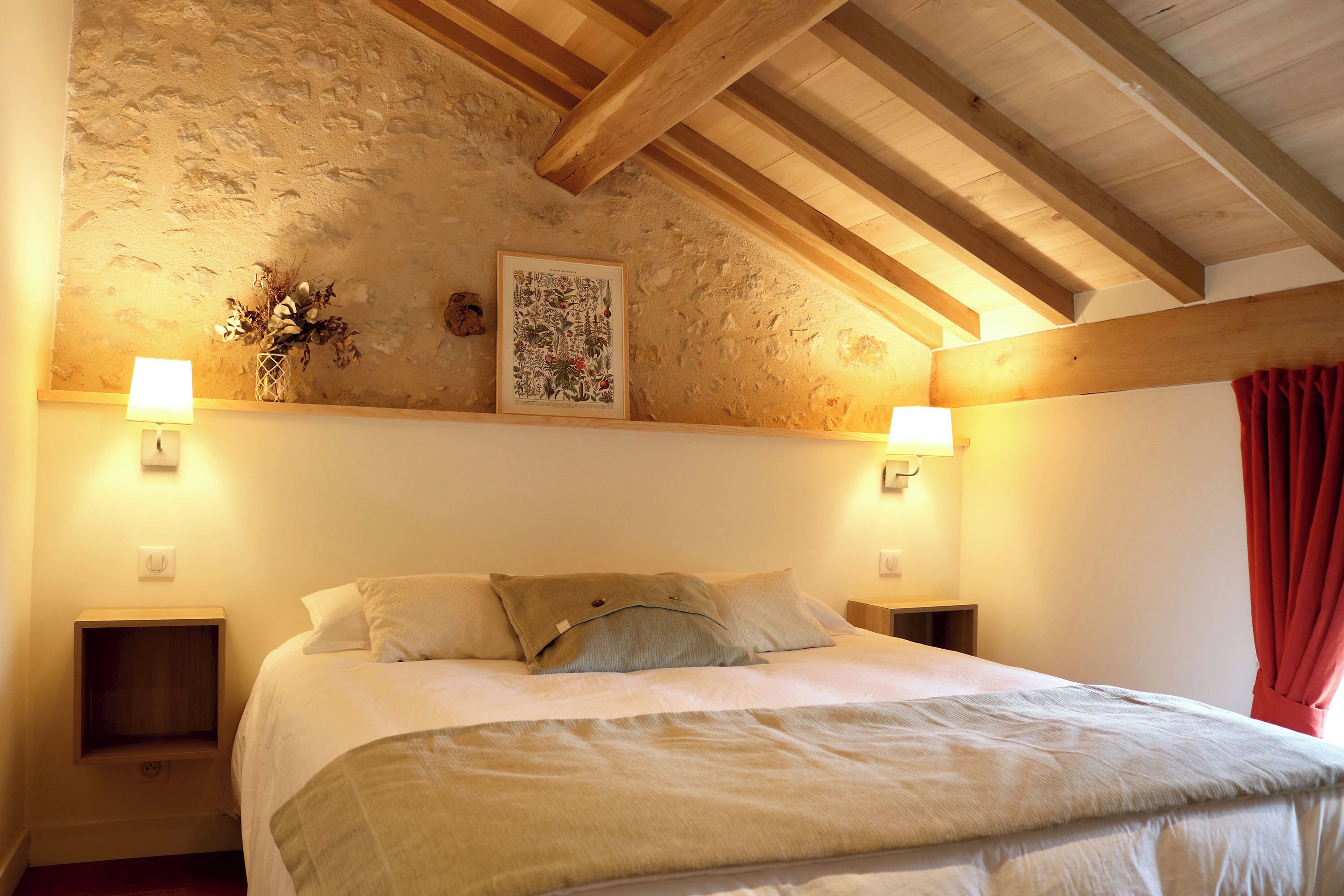 6 camere, Wi-Fi, lenzuola