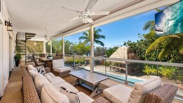 House, 4 Bedrooms | Property grounds