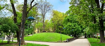 Prime Spot - 2BR -1.5BTH - Next to Nevsky Church