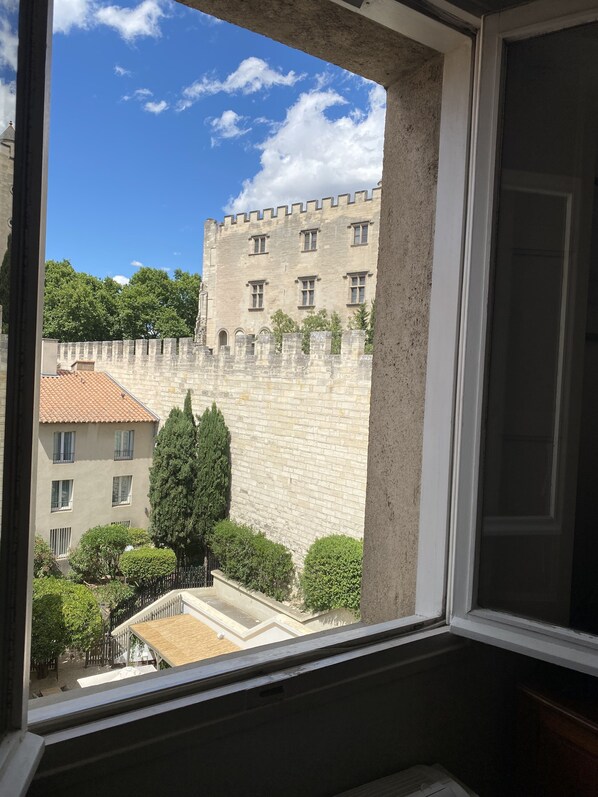 Interior - Studio à une Minute du Palais des Papes, Idéal Pour le Festival (Avignon)