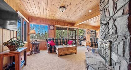 Holliday House Cabin