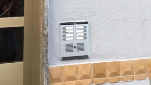 Billede uden beskrivelse, 3 af 7, knap