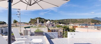 Da Procida 97 - Two Bedroom Apartment, Sleeps 5