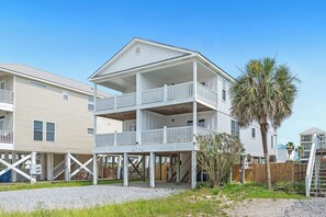 Bagian depan properti