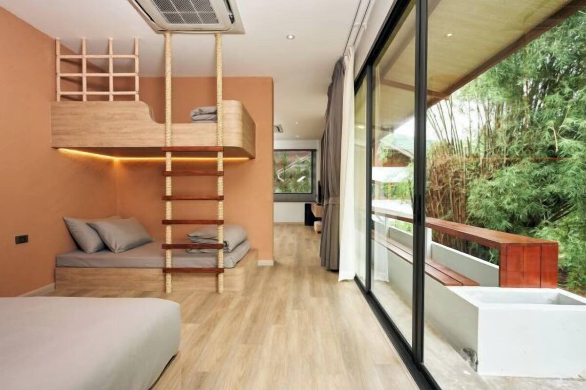1 bedroom, minibar, free WiFi, bed sheets
