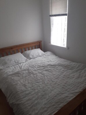 1 bedroom, iron/ironing board, free WiFi, bed sheets - Heart of Deptford (London)