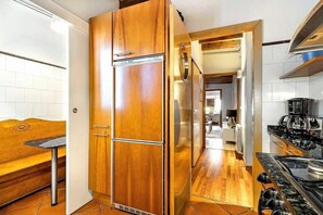 Imagen sin descripción, 3 de 29, botón