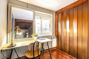 Interior - Paseo de Gracia sunny 2BR penthouse (Barcelona)