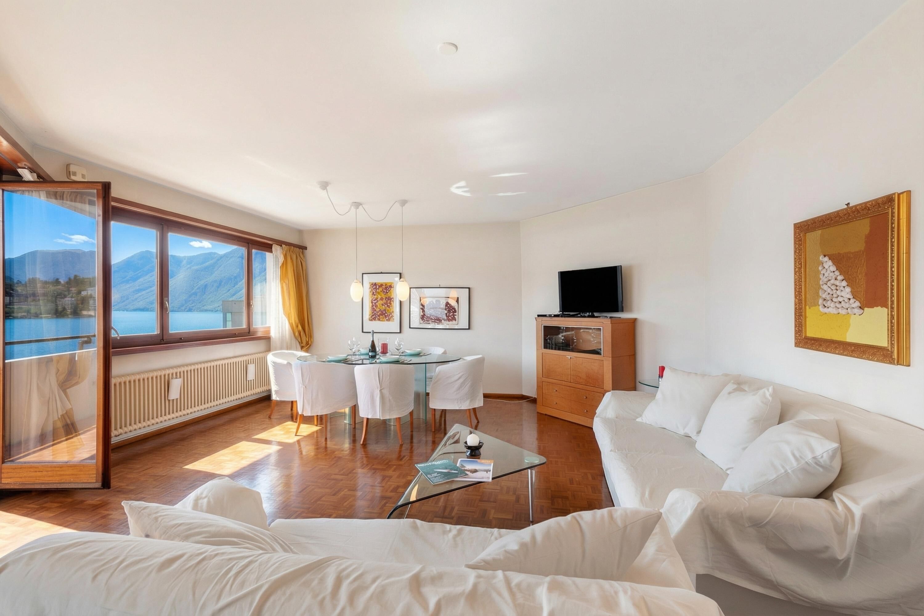 Standard Apartment, 2 Bedrooms, 2 Bathrooms (Comfort Holiday In Paradiso with Lake) | Living area | Flat-screen TV