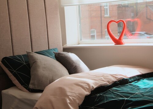 Lord House - Amazen SA, Sleeps 4