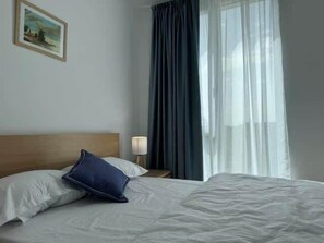 2 slaapkamers, een strijkplank/strijkijzer, wifi, beddengoed