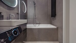 Studio (49) | Bathroom