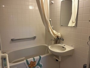 Free toiletries, hair dryer, towels
