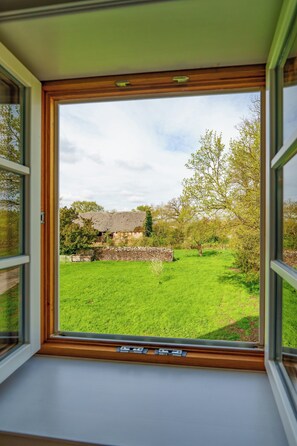 Interior - Alandblick Inn (Wanzer)