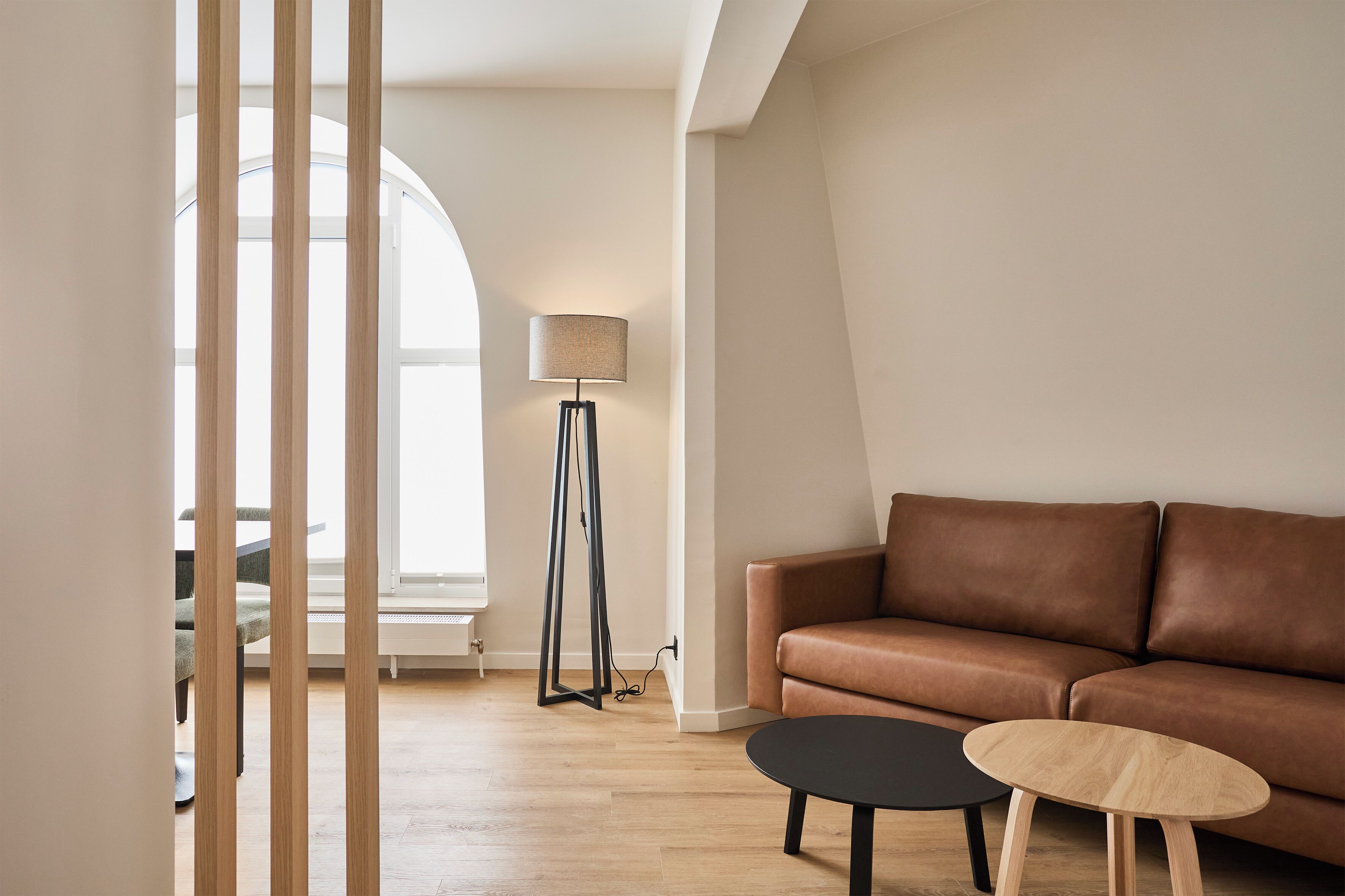 Studio suite | Woonruimte | Een 43-inch smart-tv met kabelzenders, Netflix en streamingdiensten