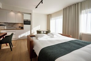 Living area - Appart Hotel Georges Henri (Brussels)