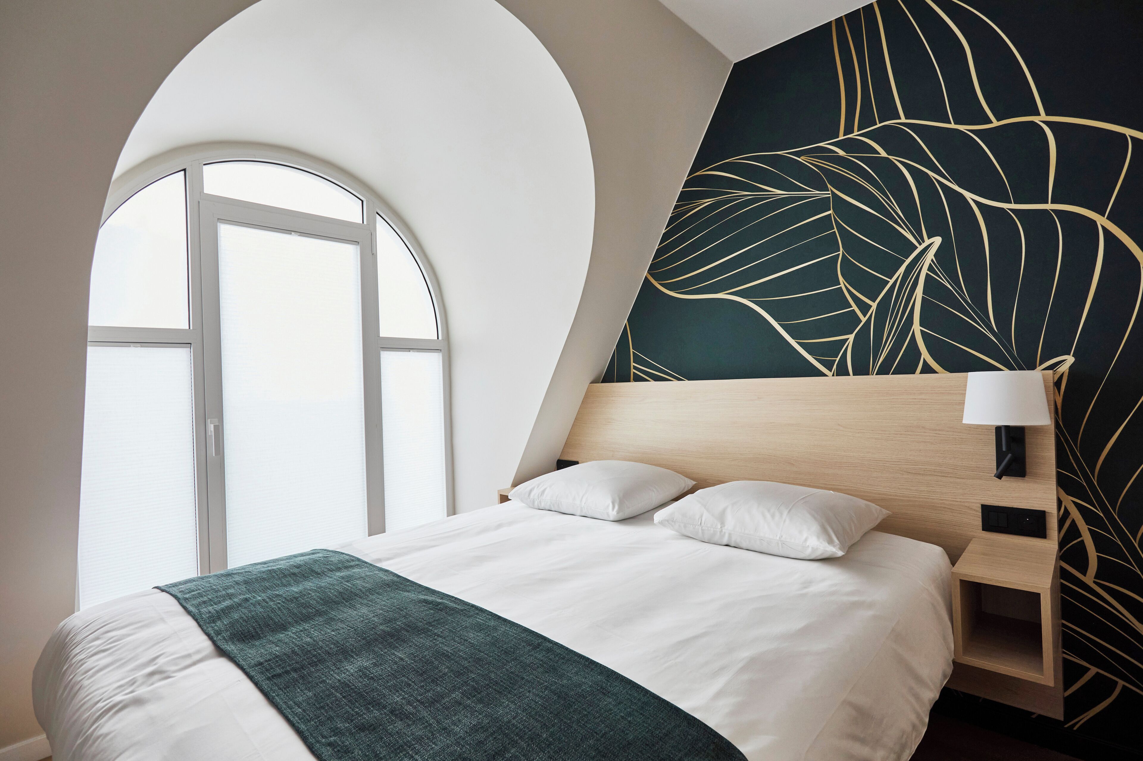 Literie de qualité supérieure, surmatelas, décoration personnalisée