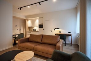 Living area - Appart Hotel Georges Henri (Brussels)