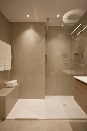 Apartment | Badezimmer