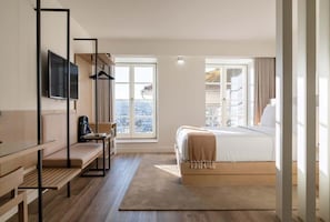 5 quartos, ferros/tábuas de passar roupa, berço de viagem, Wi-Fi