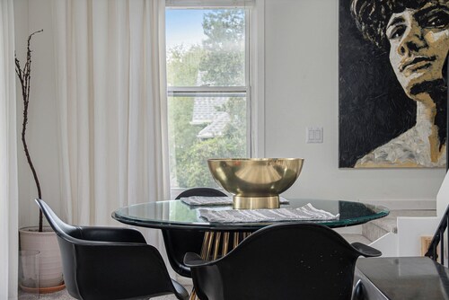 Cozy Dundee Loft, Near Dining & City Attractions!