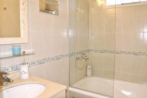 Hair dryer, bidet, towels, soap - Garage Incluido! Terraza/pileta/parrilla. Belgrano (Buenos Aires)