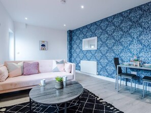 Apartment | Living area