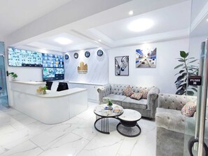 Reception - Lux Suites Smart Homes Studios Kilimani (Nairobi)