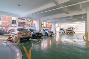 Free self parking