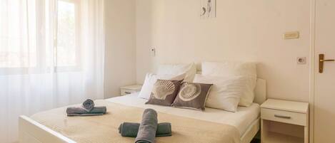 1 Schlafzimmer, WLAN, Bettwäsche