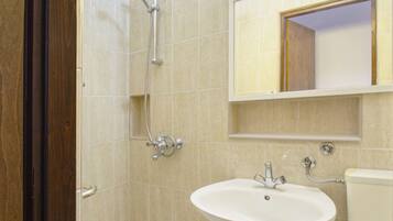 Doccia, asciugacapelli, asciugamani