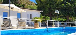 Unclassified image, 2 of 43, button - Villa White Dancer (Scopello)