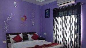 Classic Room | 1 bedroom, bed sheets - OYO Misty36 (Devikolam)