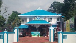 Front of property - OYO Misty36 (Devikolam)