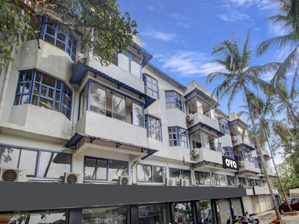 Front of property - Collection O Aqualura Verem Rd (Nerul)