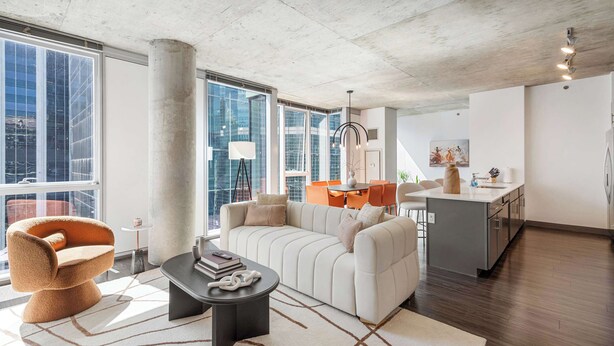 Unclassified image, 1 of 37, button - High-End 3BR Retreat + Steps to Millennium Park (Chicago)