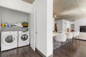 Interior - High-End 3BR Retreat + Steps to Millennium Park (Chicago)