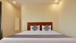 Classic Room | 1 bedroom, bed sheets - Collection O Gokul Pride (Hyderabad)