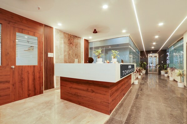 Reception - Collection O Gokul Pride (Hyderabad)