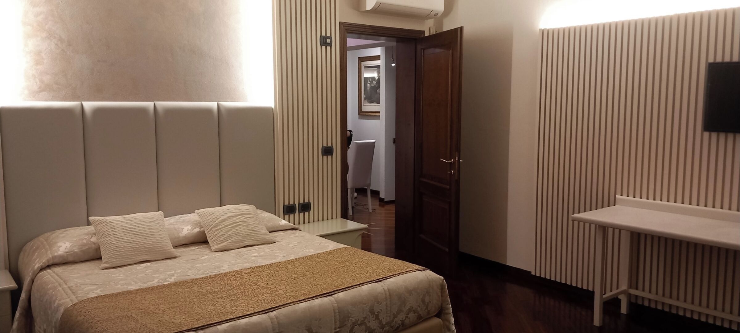 3 bedrooms, iron/ironing board, travel crib, free WiFi