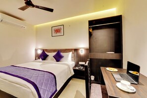 Premium Room | Minibar, soundproofing, iron/ironing board, free WiFi - The Lavender Hotel (Bengaluru)