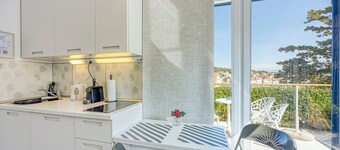 RR Losinj Harbour View Studio