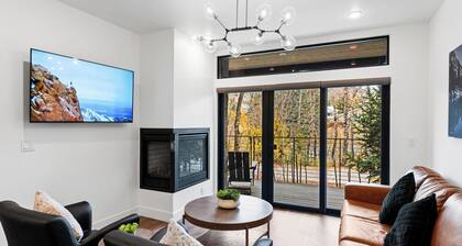 Centrally Located Condo with Private Balcony with Blue River Views!