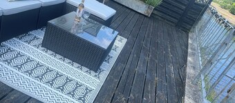 2 Bedrooms, Overlooking Little Petherick Creek