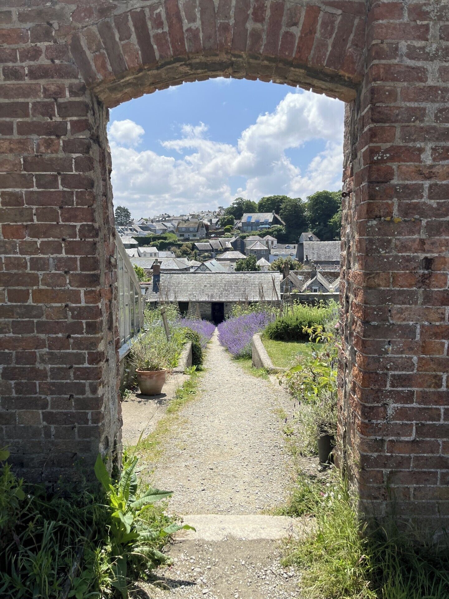 하우스 | 숙박 시설 구내