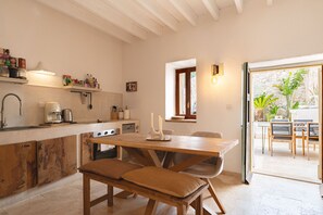 Frigorífic, microones, forn i rentaplats 