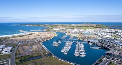 Shell Cove Escape - well appointed home in great location