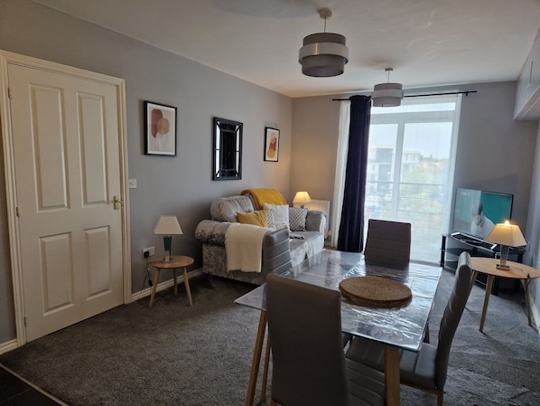 Departamento | 2 habitaciones, tabla de planchar con plancha y wifi gratis 