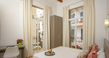 Antonios Hostal
